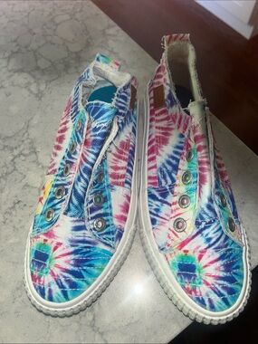 Rainbow tie dye sneakers tennis shoes blowfish sz 7.5 EUC